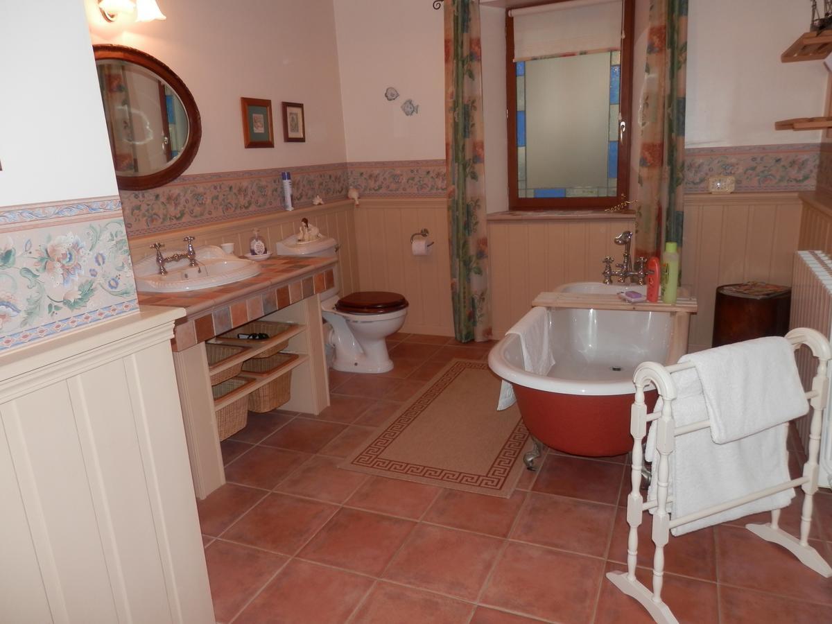 Maison De Laura Salsigne Pokój zdjęcie